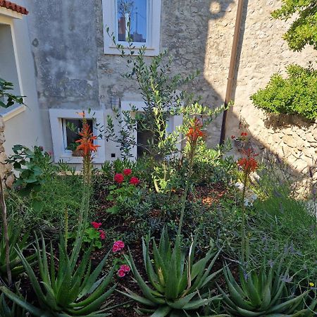 Castel Apartamento Mali Lošinj Exterior foto