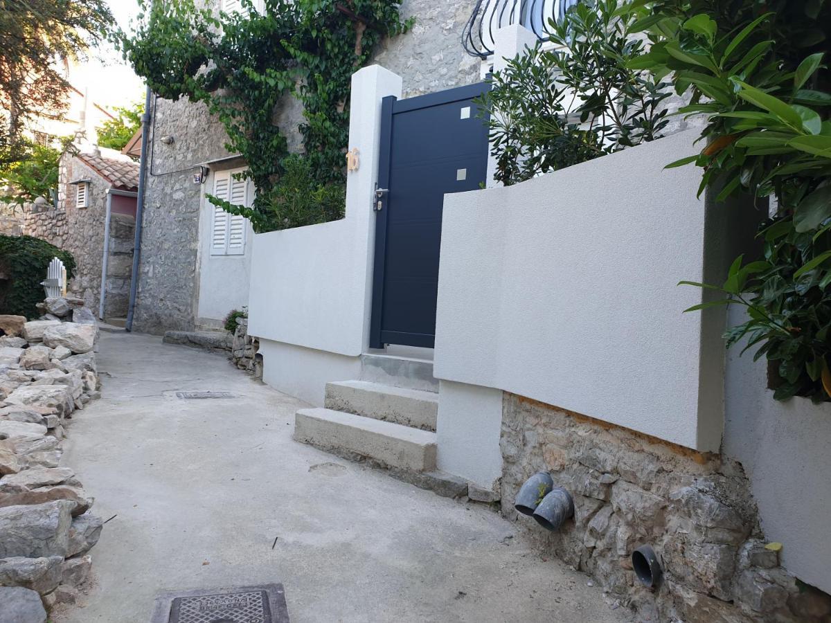 Castel Apartamento Mali Lošinj Exterior foto