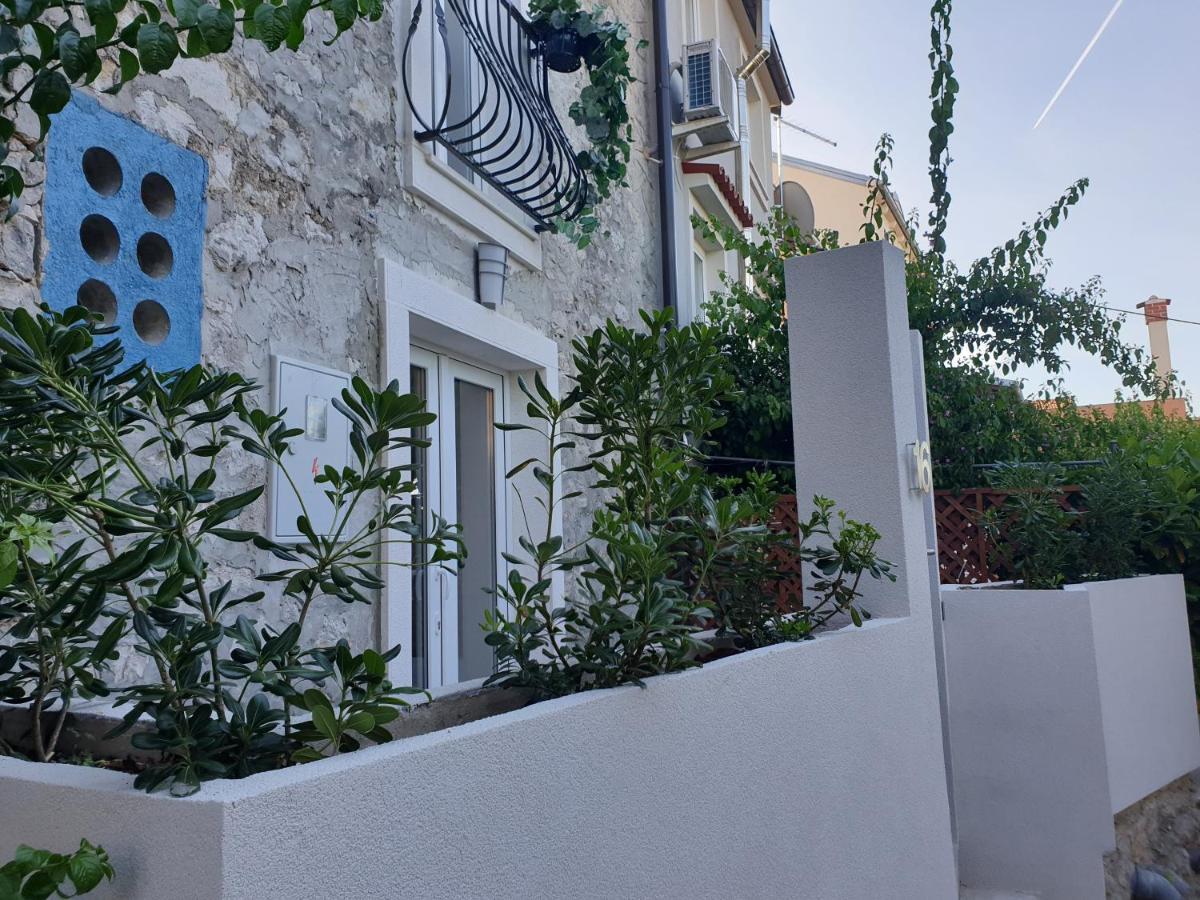 Castel Apartamento Mali Lošinj Exterior foto