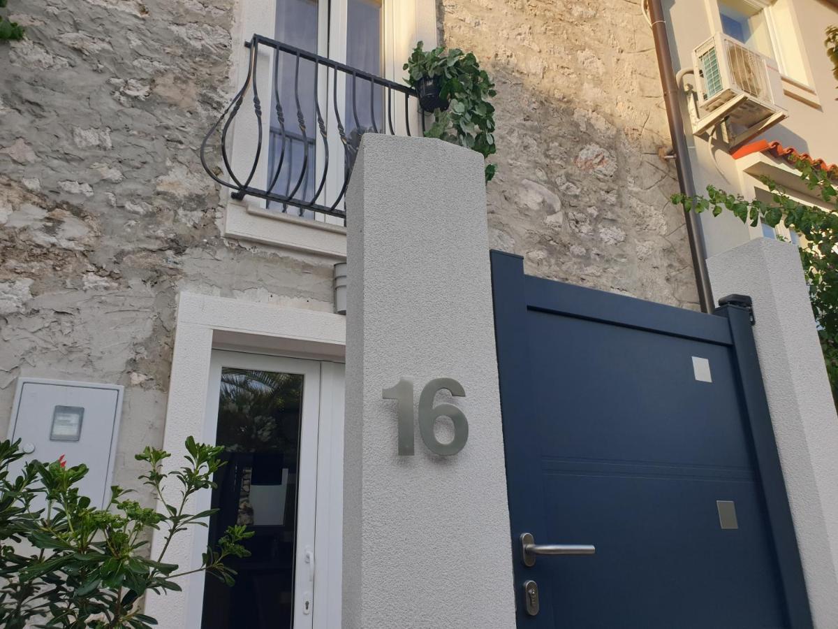 Castel Apartamento Mali Lošinj Exterior foto