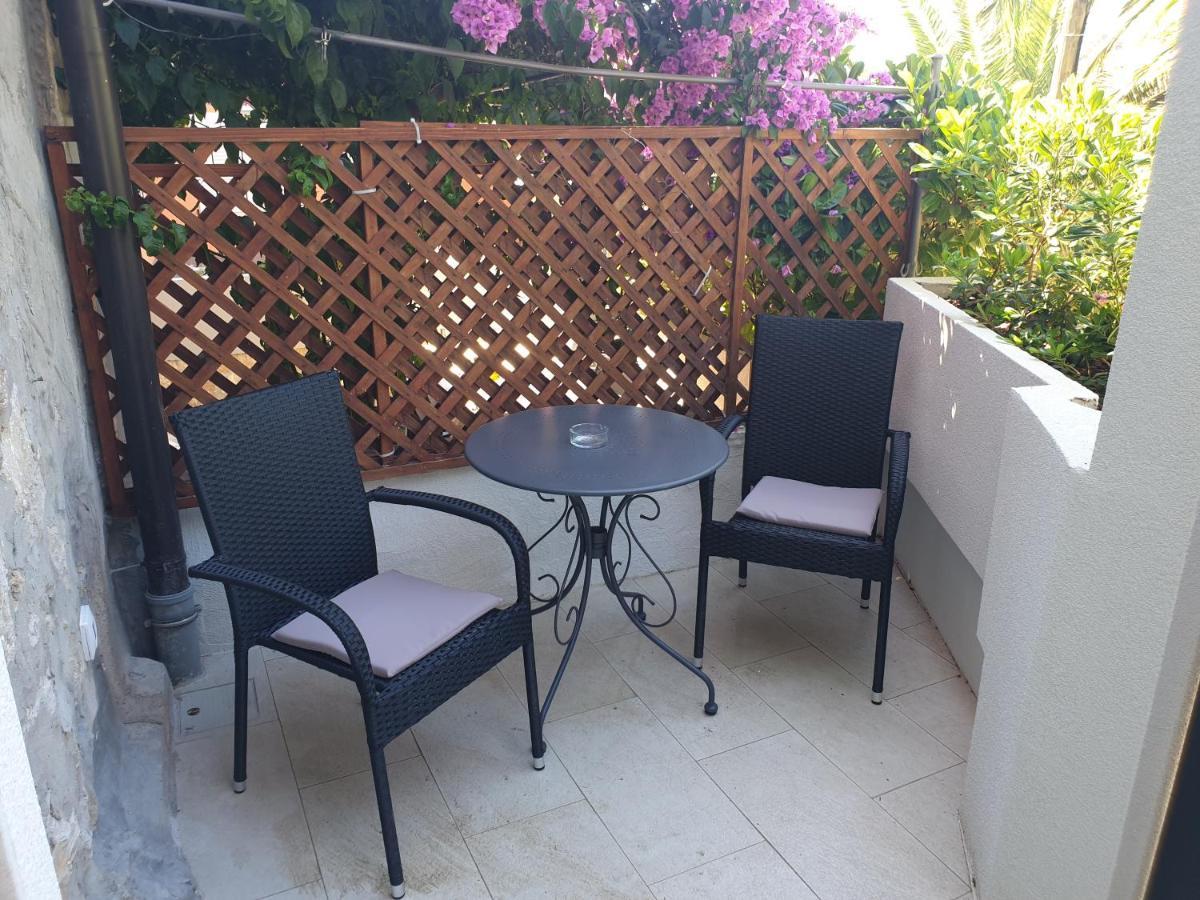 Castel Apartamento Mali Lošinj Exterior foto