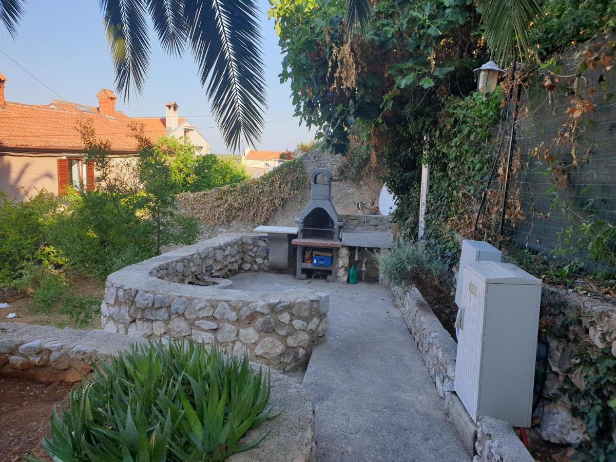 Castel Apartamento Mali Lošinj Exterior foto