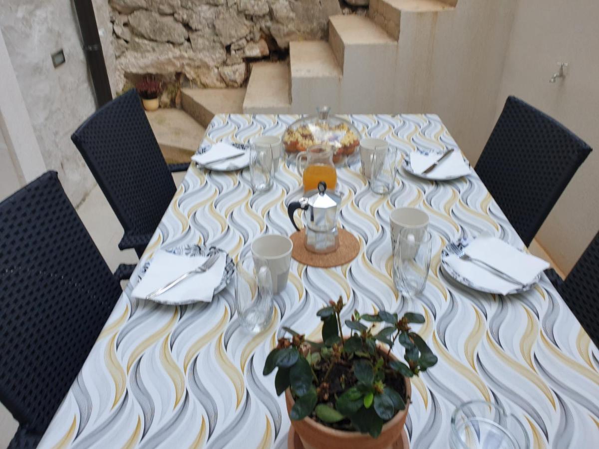 Castel Apartamento Mali Lošinj Exterior foto