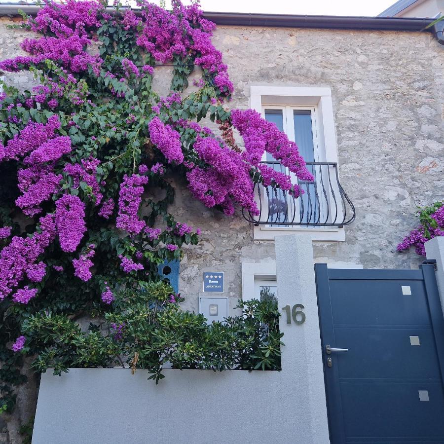 Castel Apartamento Mali Lošinj Exterior foto
